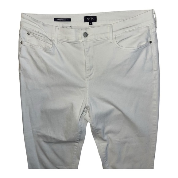 NYDJ Marilyn Capri in Crisp White - Picture 2 of 8